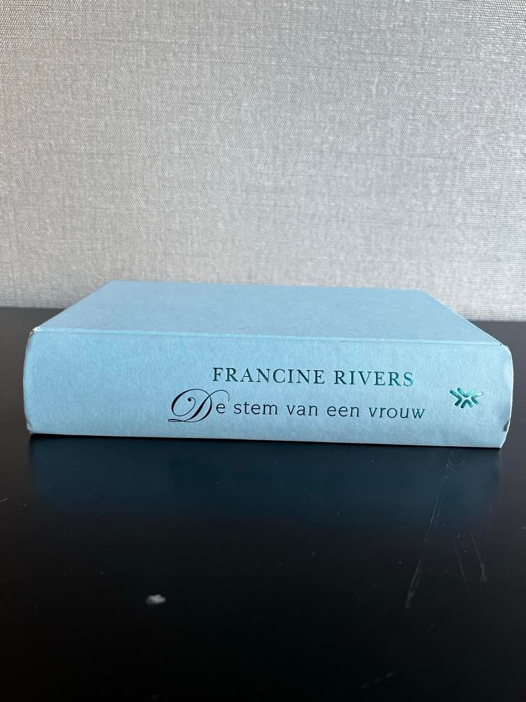 Boek Francine Rivers - De stem van een vrouw, Ophalen of Verzenden, Nieuw, Nederland