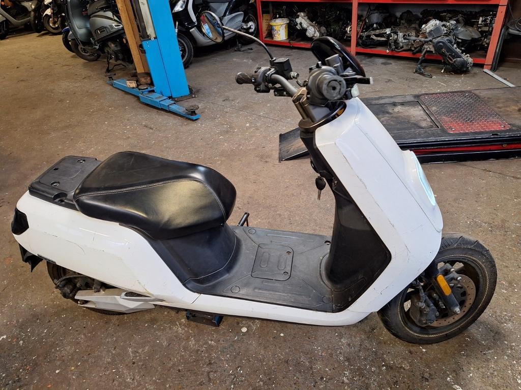 Alle onderdelen iva S5 , frame met kenteken  enz, Fietsen en Brommers, Ophalen of Verzenden, Overige typen, Overige merken