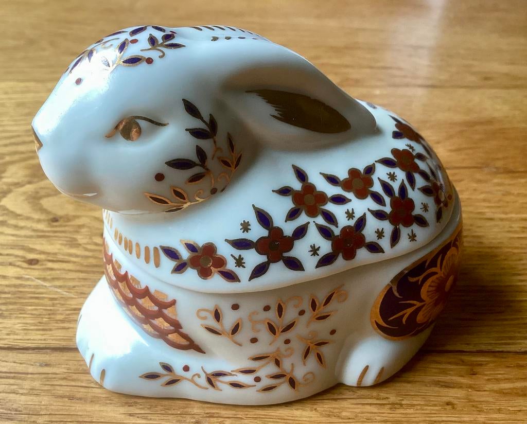 Porseleinen Haas. Dekselschaaltje. Vaga International., Ophalen of Verzenden