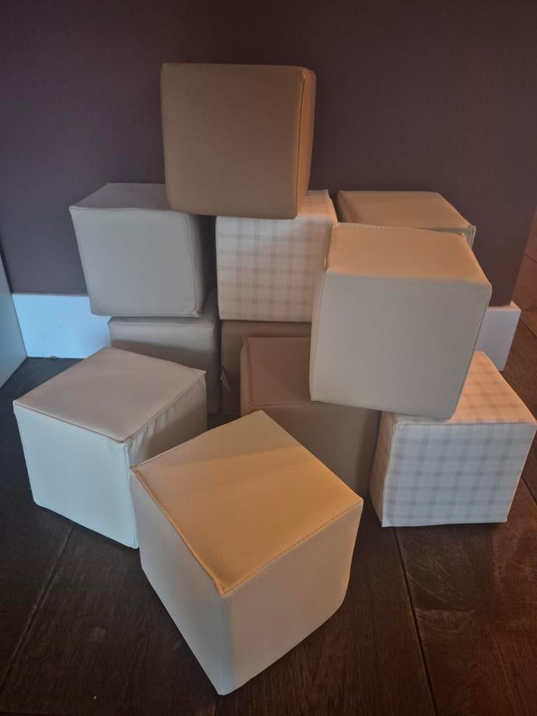 Set van 12 zachte foam blokken 15x15x15 cm, Kinderen en Baby's, Speelgoed | Bouwstenen, Overige merken, ., Nieuw, Ophalen of Verzenden