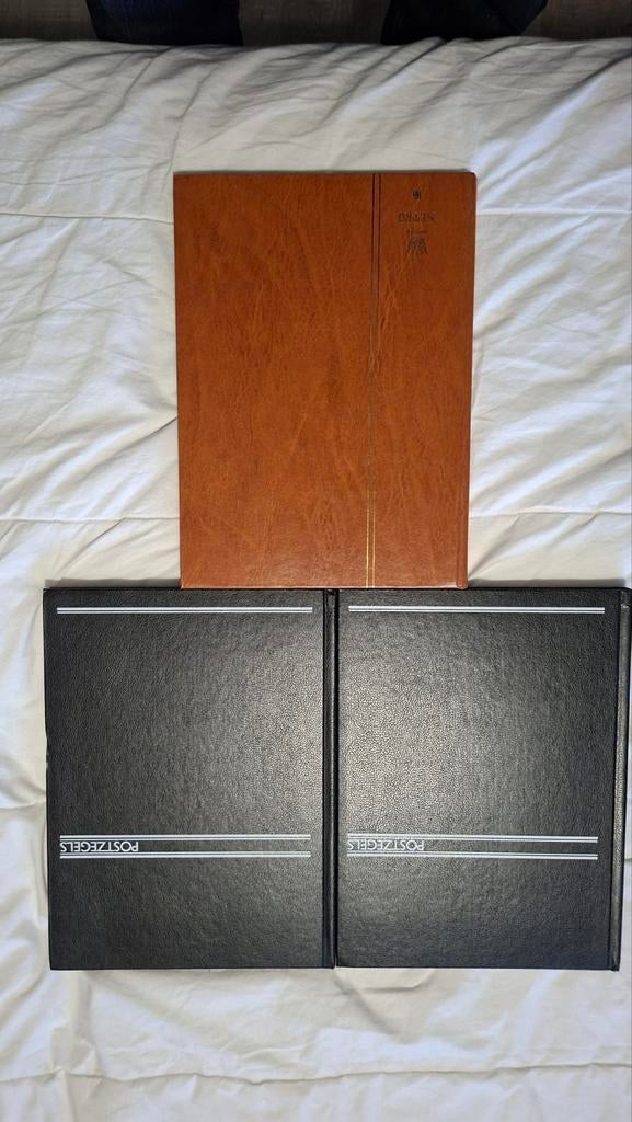 3 lege albums  1 zwart en 2 wit. Zonder gebreken.  Foto D, Postzegels en Munten, Postzegels | Toebehoren, Ophalen of Verzenden