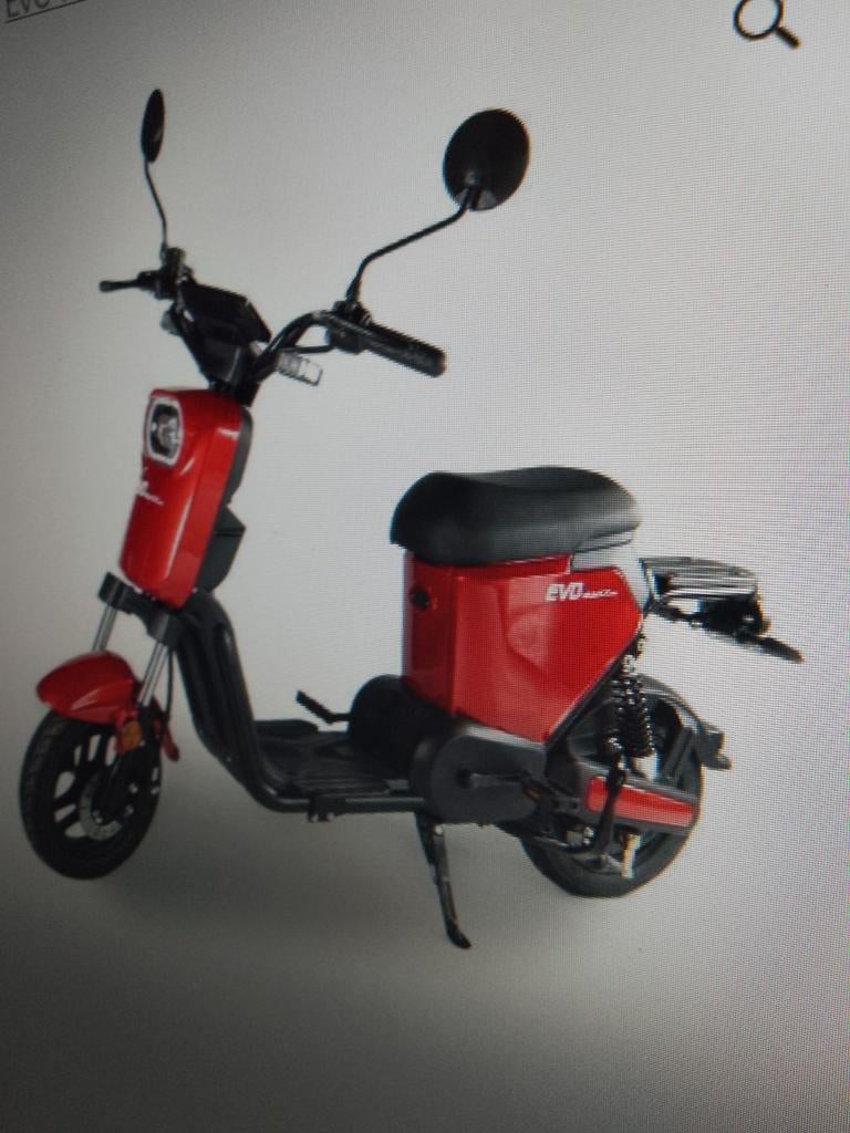 Evo Maxx electriese scooter, Fietsen en Brommers, Snorfietsen en Snorscooters, Ophalen of Verzenden, Zo goed als nieuw, Elektrisch