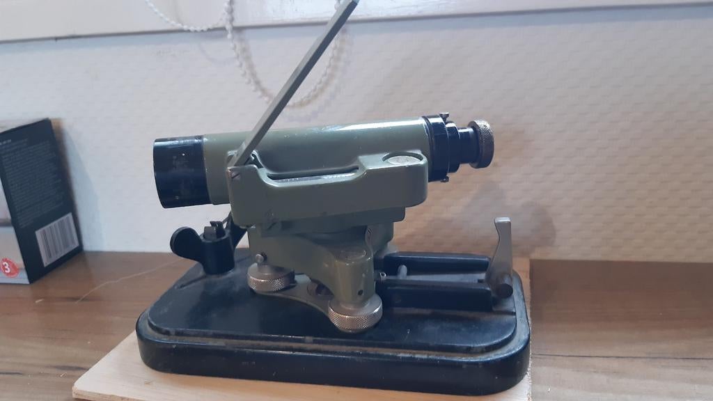 Oude Wild Heerbrugg waterpas instrument, Ophalen of Verzenden