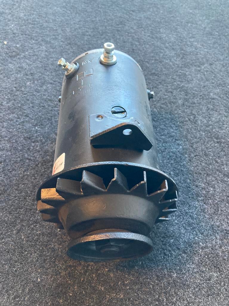 Oldtimer Dynamo Ducel 7251 6V Renault, Gereviseerd, Renault
