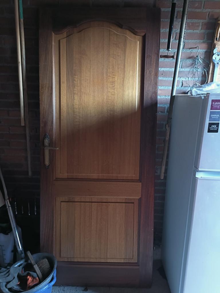 Wooden door - Free, Ophalen, Zo goed als nieuw, Binnendeur, 200 tot 215 cm