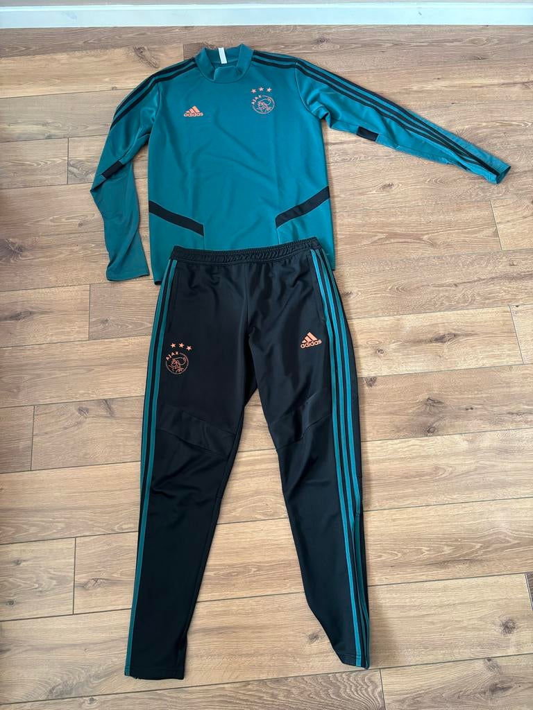 Ajax Trainingspak 19/20 Adidas - Maat M, Kleding | Heren, Sportkleding, Ophalen of Verzenden, Zo goed als nieuw, Maat 48/50 (M)