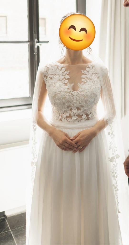 Bruidsjurk maat 34 met sluier (Poirier), Kleding | Dames, Trouwkleding en Trouwaccessoires, Ophalen, Zo goed als nieuw, Wit, Trouwjurk