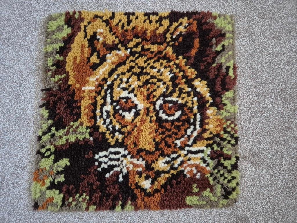 Geknoopt kleed, kan ook voor sierkussen., Minder dan 50 cm, Minder dan 50 cm, Ophalen of Verzenden, Zo goed als nieuw