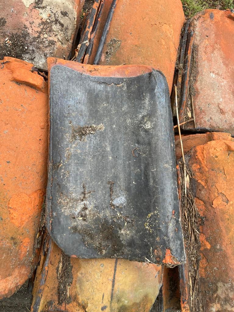 Oud Hollandse Dakpannen bijna 300 stuks zwart, Ophalen, Gebruikt, Steen of Klei, 15 m² of meer