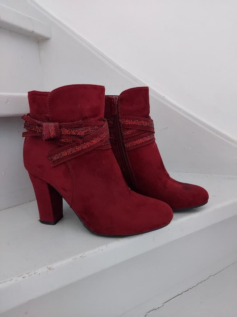 Bordeaux rode enkel laarzen maat 39, Kleding | Dames, Schoenen, Lage of Enkellaarzen, Ophalen of Verzenden, Zo goed als nieuw