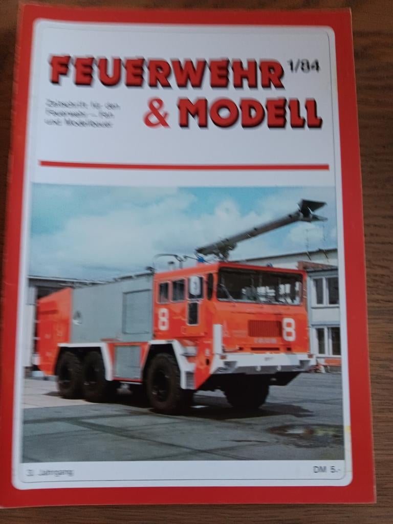 FEUERWEHR & MODELL 1982 - 1987  - Brandweer, Hobby en Vrije tijd, Modelbouw | Auto's en Voertuigen, Ophalen of Verzenden, Groter dan 1:32