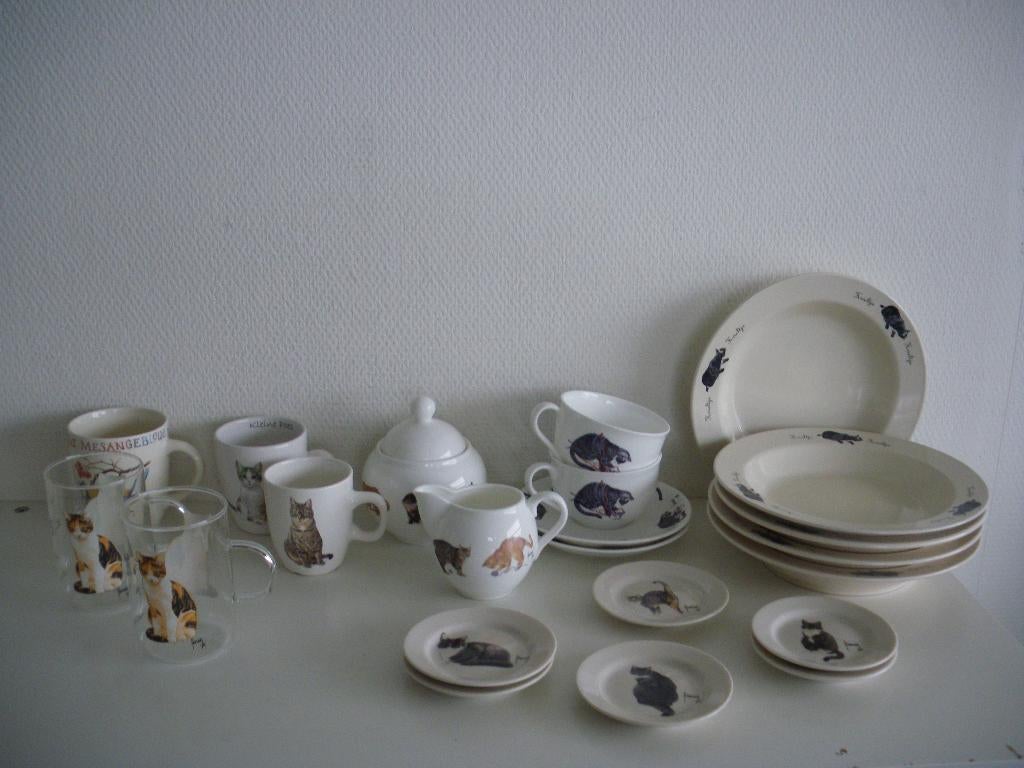 Franciens kattenservies, Ophalen of Verzenden, Zo goed als nieuw, Bord(en), Wedgwood