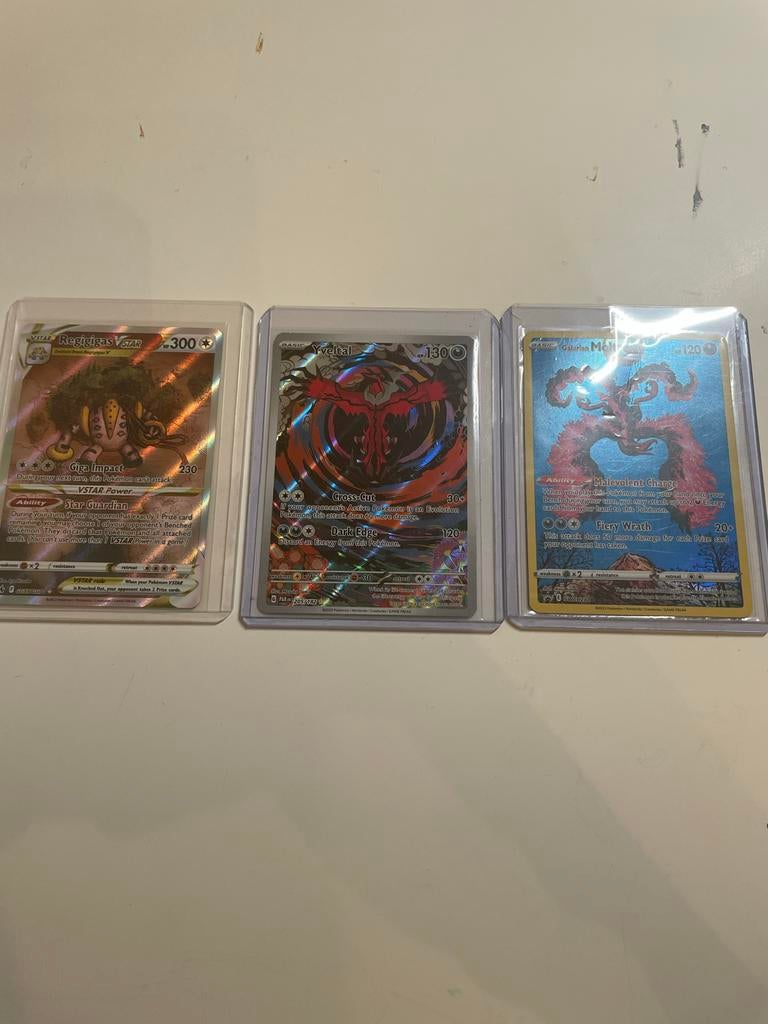 Pokemon Kaarten - Regigigas, Yveltal, Moltres, Ophalen, Zo goed als nieuw, Losse kaart, Foil