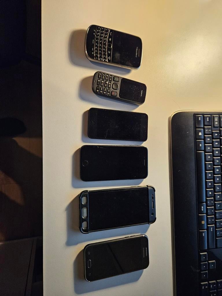 Partij defecte telefoons voor reparatie, Ophalen of Verzenden, Overige typen, Apple iPhone