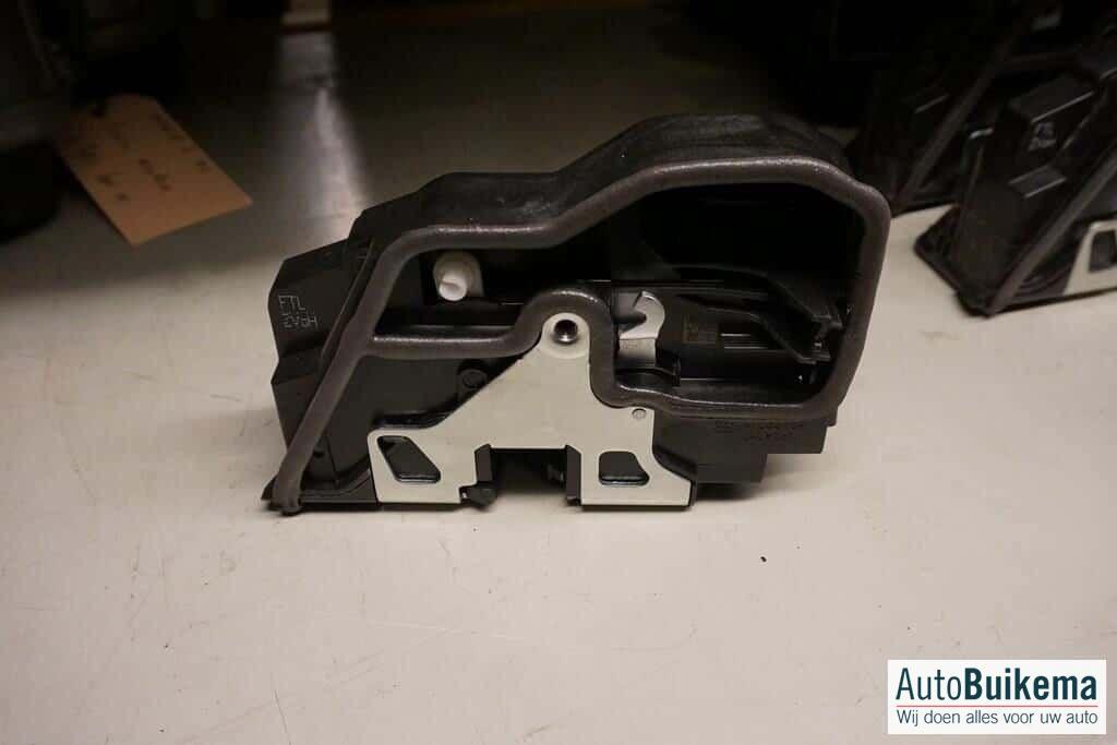 Origineel BMW 3-Serie F30 portierslot links voor, Ophalen of Verzenden, Gebruikt, BMW