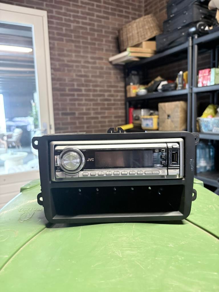 VOLKSWAGEN GOLF 5 JVC RADIO, Ophalen of Verzenden, Zo goed als nieuw