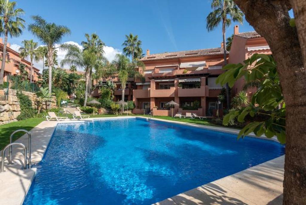 Estepona Costa Sol - boek nu sept 26 en winter 26-27, 5 personen, Wasmachine, Appartement, Costa del Sol