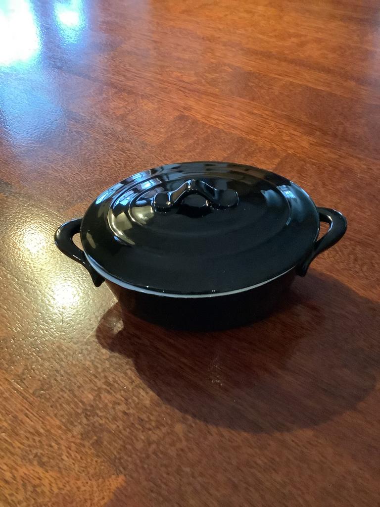 Cosy en trendy ovenschaaltje., Ophalen of Verzenden, Zo goed als nieuw, Overige materialen