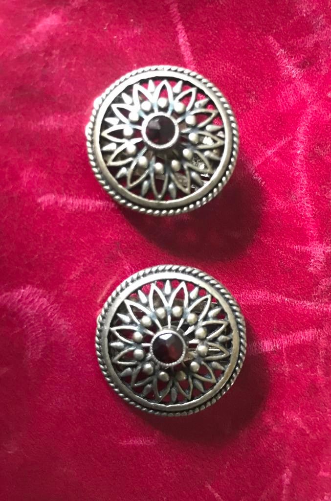 Zilver met geslepen robijn, Verzenden, Zilver