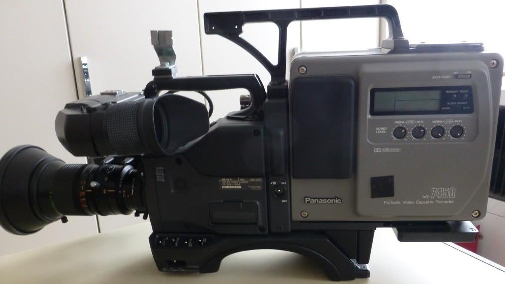 Sony Video Camera model DXC 537P ( pal), Audio, Tv en Foto, Videocamera's Digitaal, Sony, 20x of meer, Ophalen