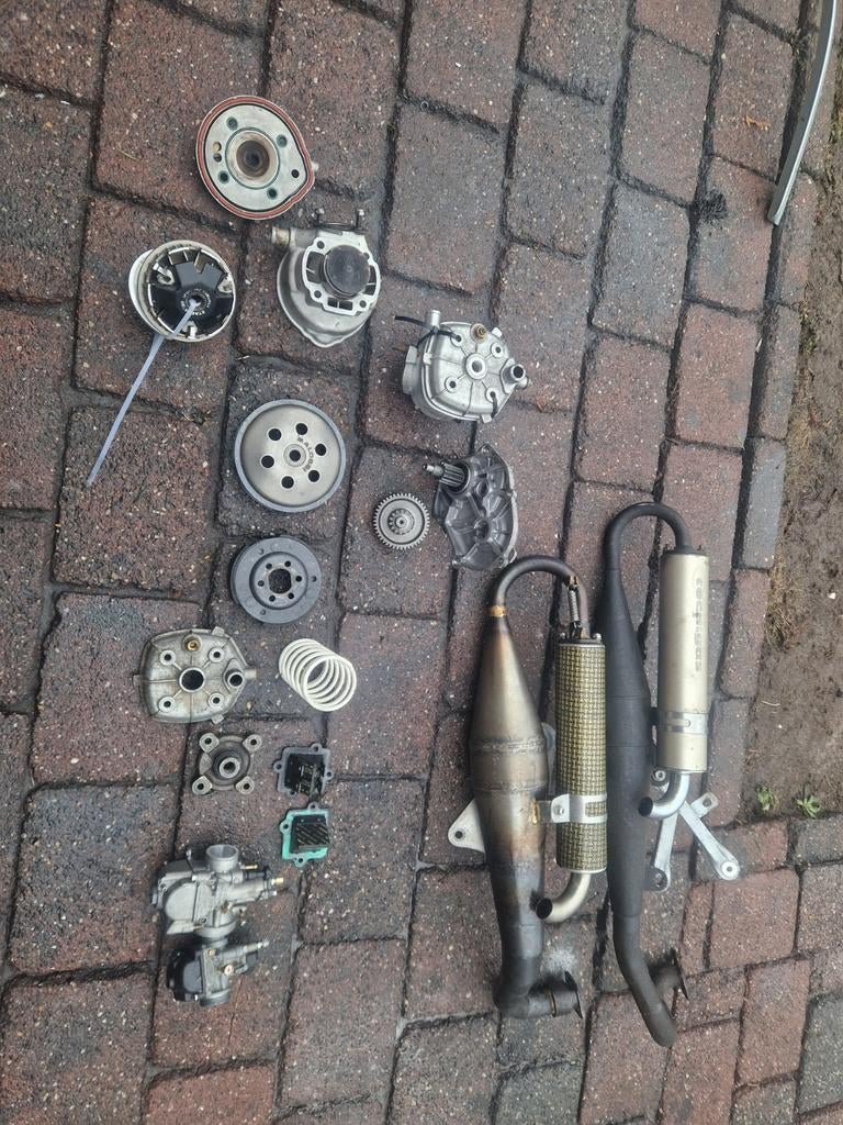 Yamaha Aerox minarelli horizontaal onderdelen, Fietsen en Brommers, Brommeronderdelen | Algemeen, Blok, Ophalen of Verzenden