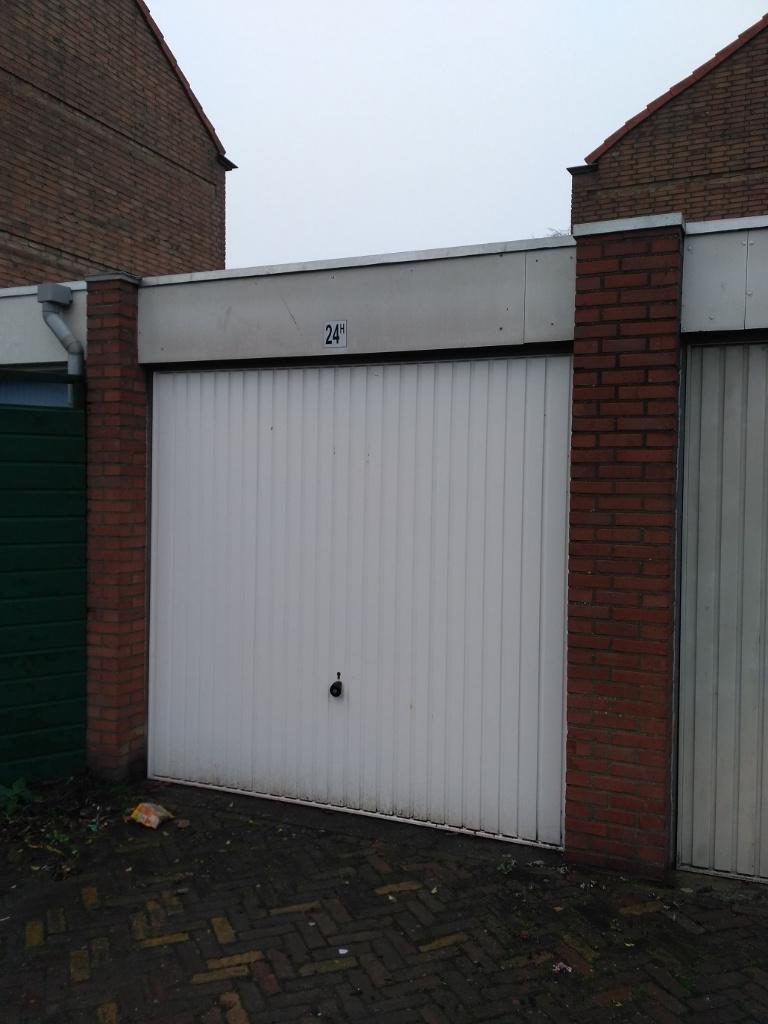 Garagebox tekoop, Ophalen