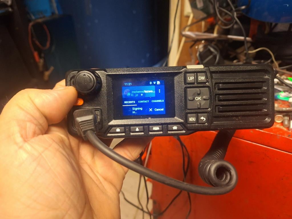 Zello, Telecommunicatie, Zenders en Ontvangers, Ophalen