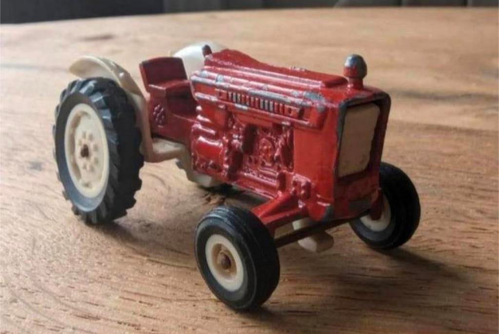 Majorette Tractor nr. 253 – schaal 1:55 – Frankrijk jaren 70, Ophalen of Verzenden, Gebruikt, Bus of Vrachtwagen, Majorette