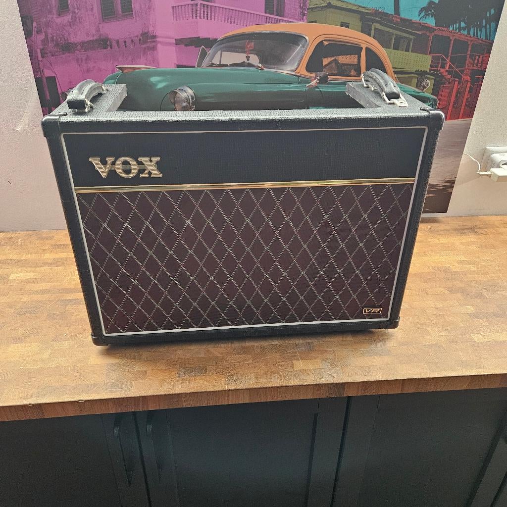 Vox amp versterker shell buitenkant kast, Muziek en Instrumenten, Ophalen of Verzenden, Zo goed als nieuw, Gitaar, Minder dan 50 watt