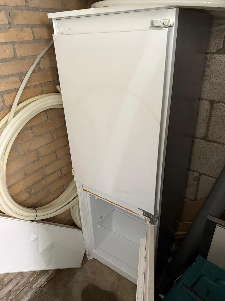 Inbouw koelkast met vriesvak, Witgoed en Apparatuur, Koelkasten en IJskasten, Gebruikt, 120 tot 140 cm, 100 tot 150 liter, Ophalen of Verzenden