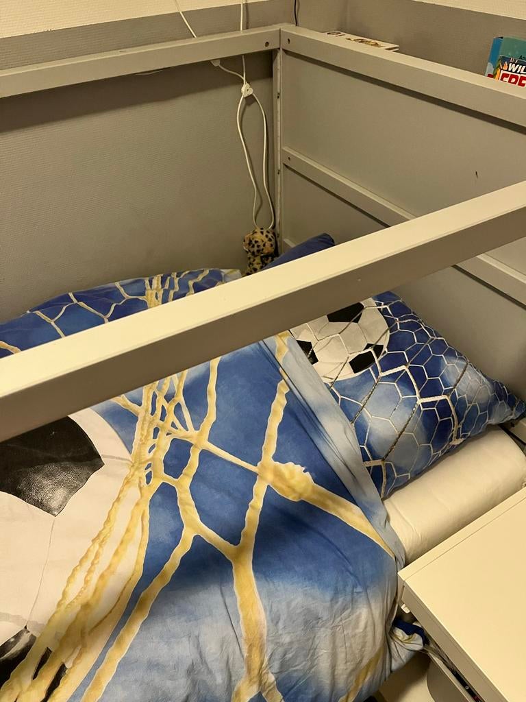 IKEA Kura omkeerbaar bed - licht grijs geverfd, Ophalen, Gebruikt, 90 cm, Eenpersoons