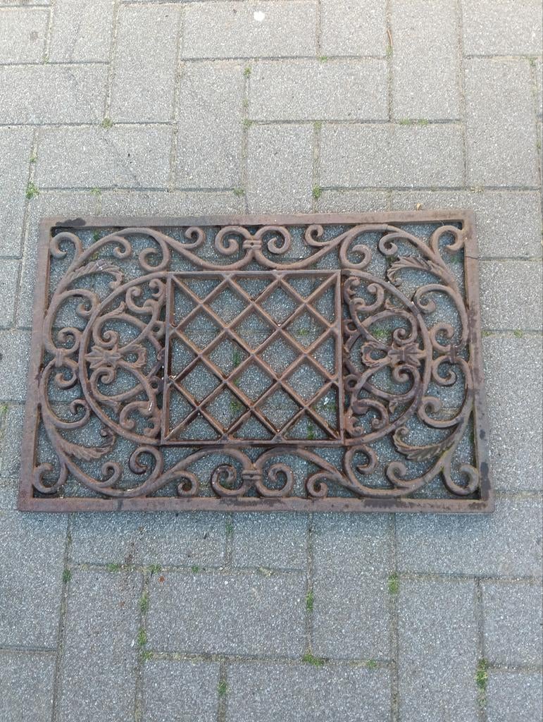 Gietijzeren deurmat brocante., Tuin en Terras, Deurmatten, Ophalen, Gietijzer