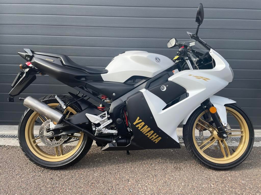 YAMAHA TZR 50 SCHAKELBROMMER, Fietsen en Brommers, Brommers | Schadebrommers, Ophalen, 6 versnellingen, Maximaal 45 km/u, Yamaha