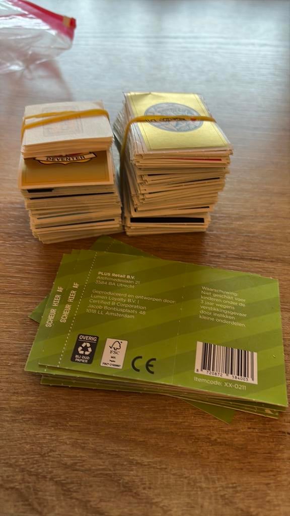 Grote set voetbalplaatjes, Verzamelen, Supermarktacties, Plus, Ophalen of Verzenden