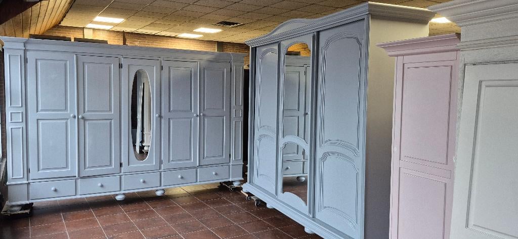 Linnenkasten, kledingkasten, garderobe brocante eiken kasten, Antiek en Kunst, Antiek | Meubels | Kasten, Ophalen of Verzenden