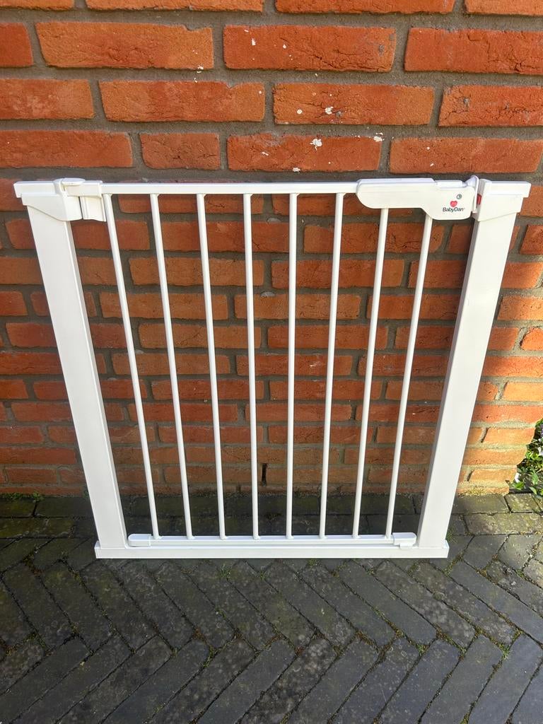 BabyDan Premier Traphekje Zonder Boren - Wit, Kinderen en Baby's, Traphekjes, Ophalen, Zo goed als nieuw, Klemhekje, Metaal of IJzer