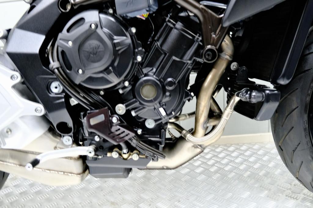 MV Agusta BRUTALE 800 (bj 2017) - foto 3