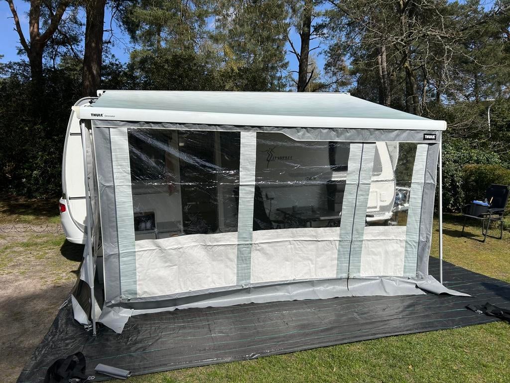 Thule voorwand luifel 6200, Caravans en Kamperen, Caravan accessoires, Ophalen, Zo goed als nieuw