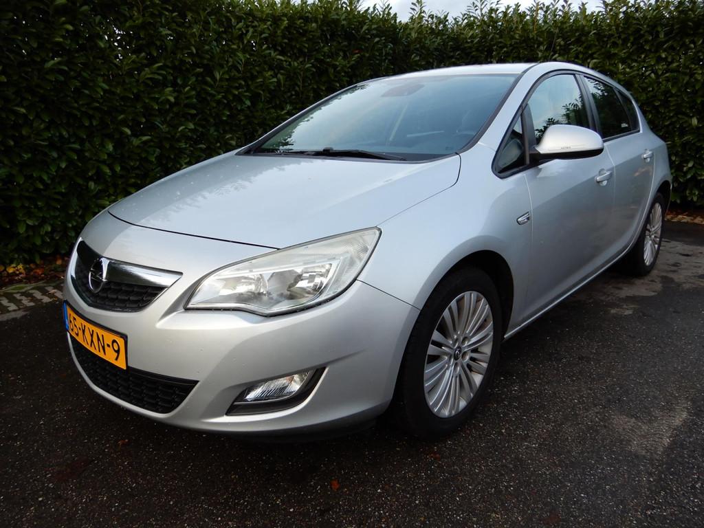 Opel Astra 1.6 Edition. Origineel Nederlandse auto met NAP., Voorwielaandrijving, Euro 5, 680 kg, 4 cilinders