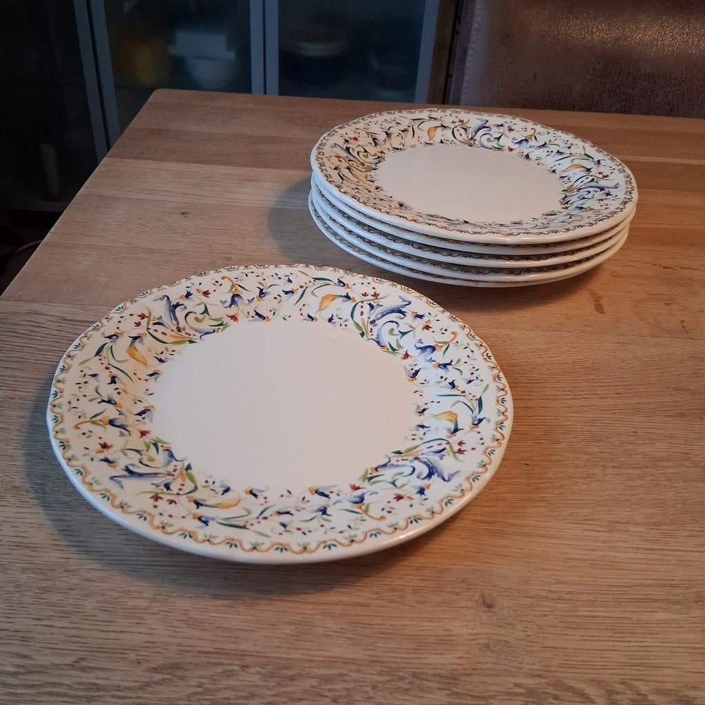 Gien Servies Toscana: 6 ontbijtborden en 6 eierdopjes, Huis en Inrichting, Keuken | Servies, Ophalen of Verzenden, Zo goed als nieuw