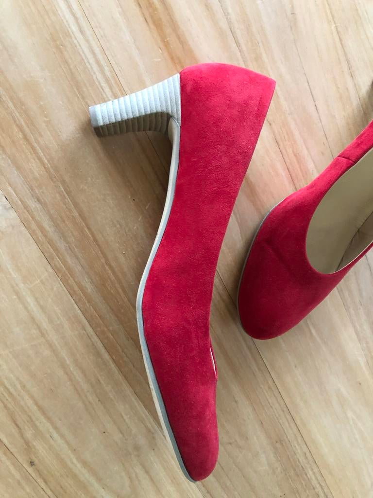 Nieuwe rode GABOR dames pumps maat 45, Ophalen of Verzenden, Nieuw, Rood, Pumps