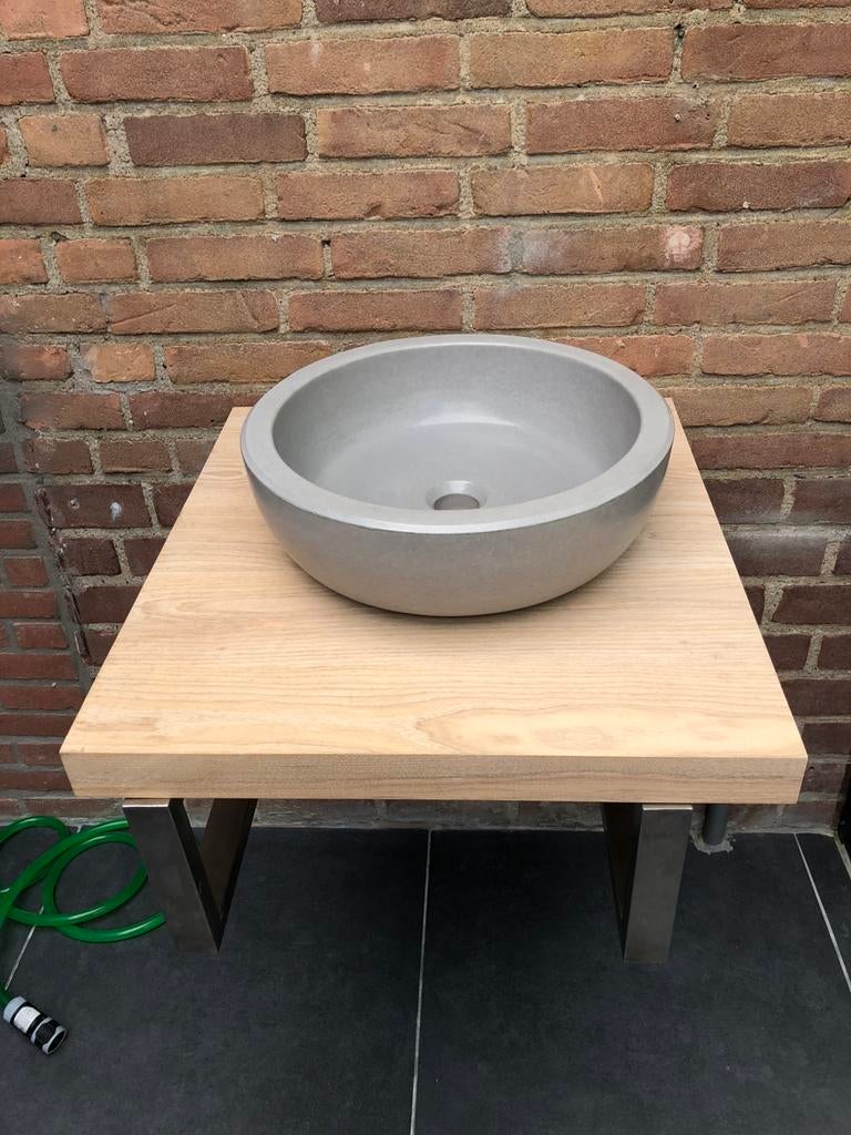 Wasbak met plank en ophang beugel, Ophalen of Verzenden, Zo goed als nieuw, Wastafel