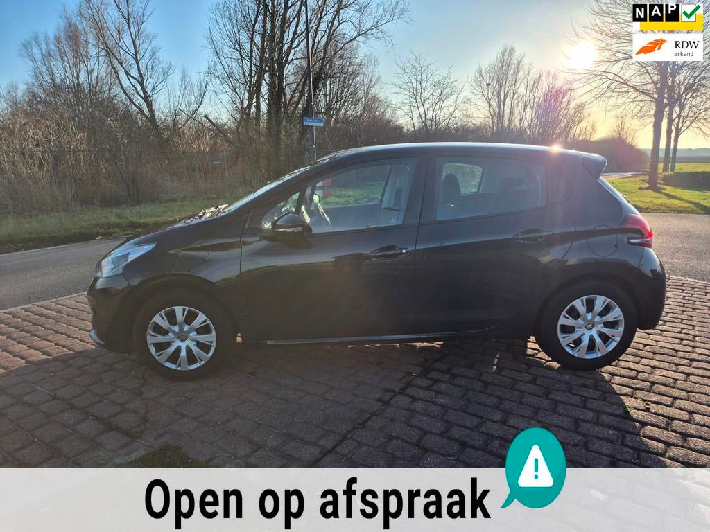 Peugeot 208 1.2 PureTech Blue Lion / Apple carpl/Android/ AP, Voorwielaandrijving, Stof, Gebruikt, 1199 cc