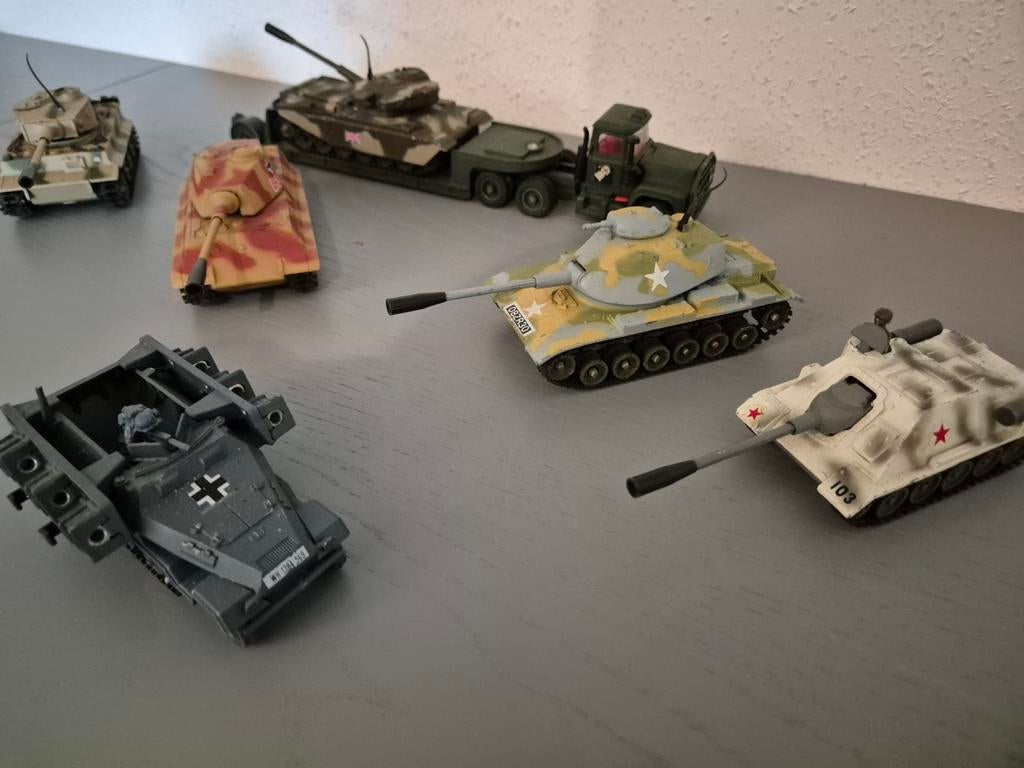 Corgi toys jaren 70 verzameling tanks, Verzamelen, Ophalen of Verzenden