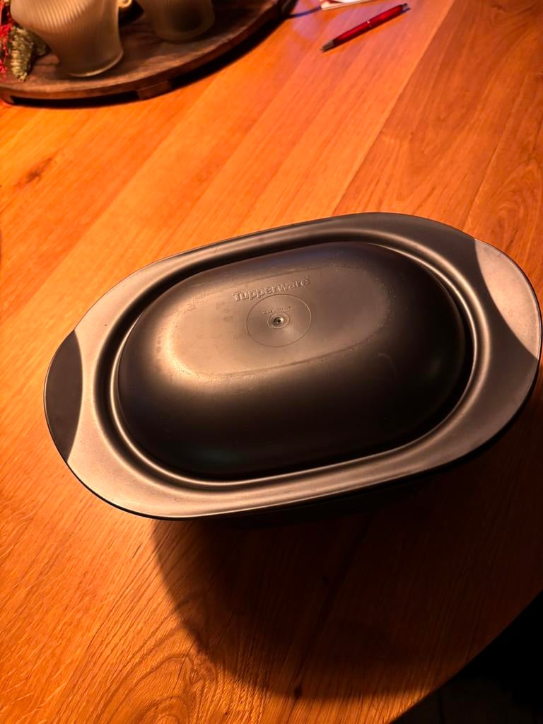 Te koop zgan tupperware ultra pro schaal, Ophalen of Verzenden, Zo goed als nieuw, Schaal