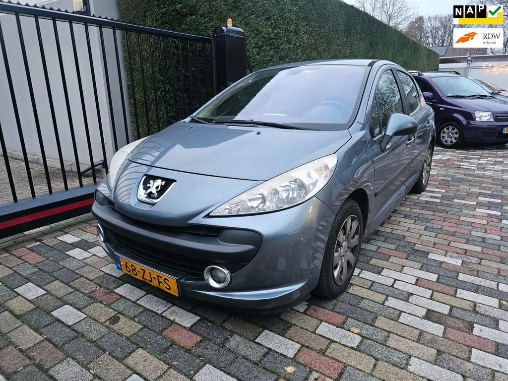 Peugeot 207 1.6 VTi XS AUTOMAAT 2008 Clima Trekhaak, Gebruikt, 4 cilinders, 1209 kg, Bedrijf