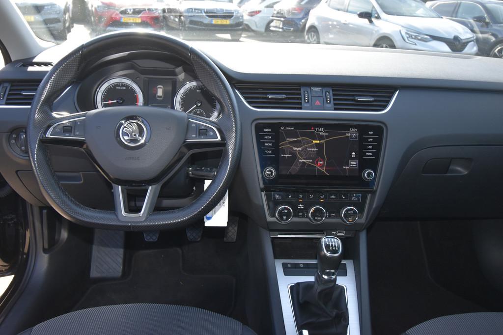 Skoda Octavia Combi 1.0 TSI Greentech Business Edition , CLI, Gebruikt, Zwart, Origineel Nederlands, 3 cilinders