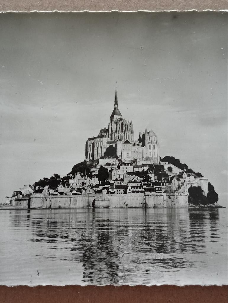 Le Mont Saint Michel foto jaren 40-50, Ophalen of Verzenden, 1940 tot 1960, Gebruikt, Overige onderwerpen