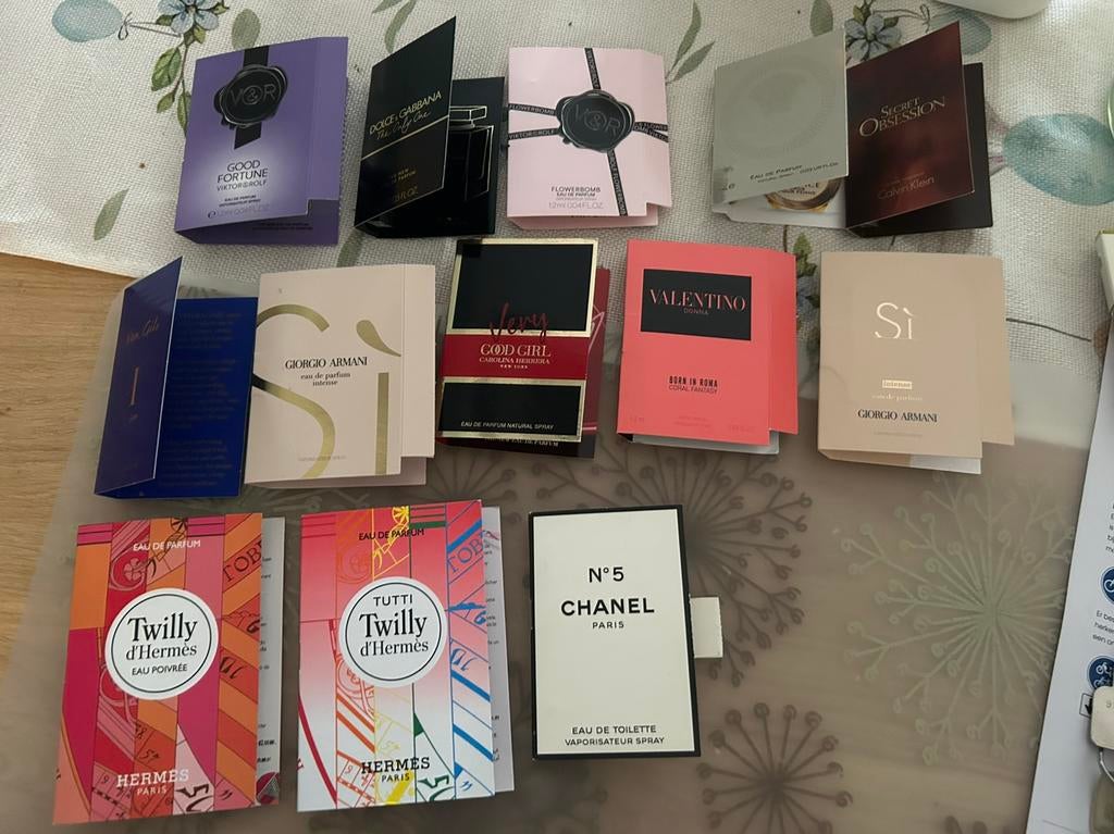 Diverse parfum proefjes samples testers, Ophalen of Verzenden, Zo goed als nieuw