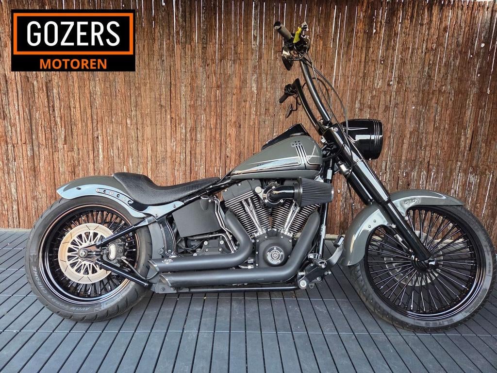 HARLEY-DAVIDSON NIGHT TRAIN FXSTB (bj 2007)